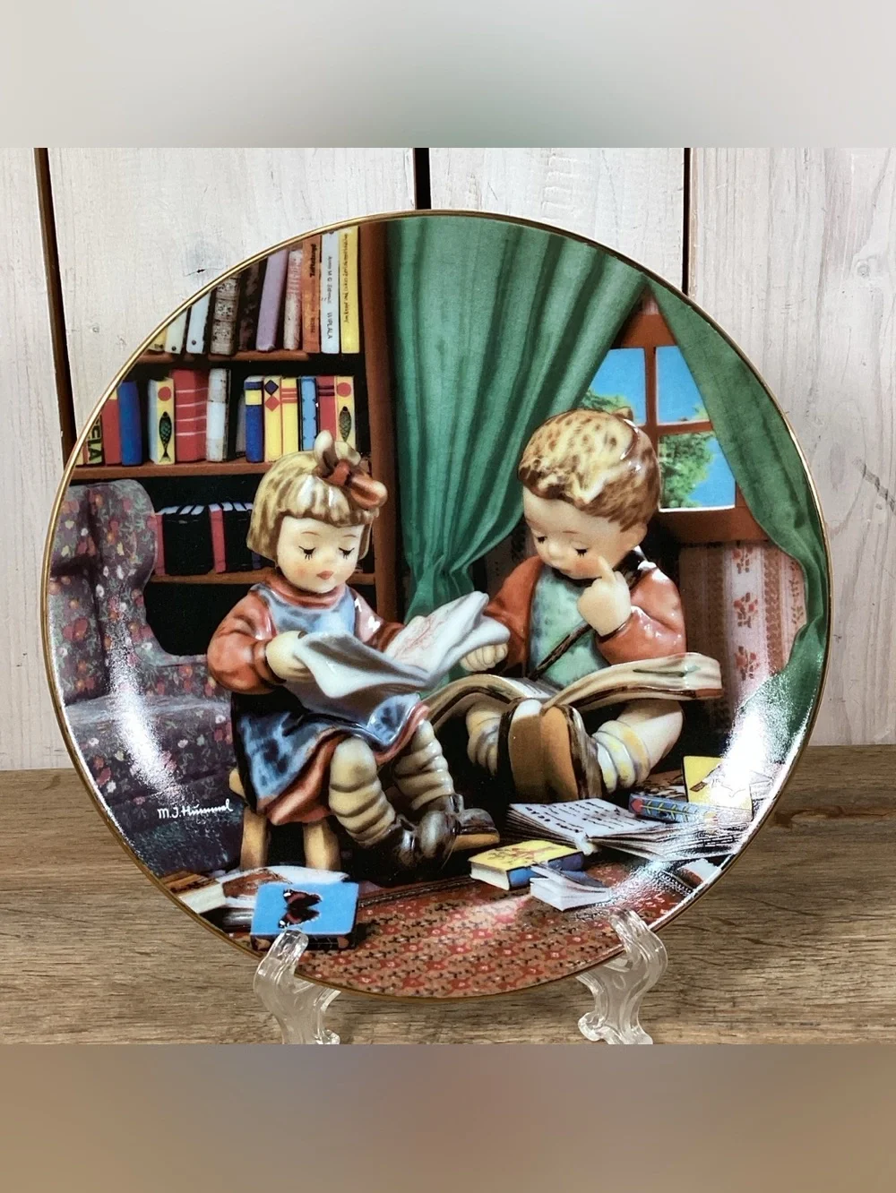 M.I. Hummel 1990 “Budding Scholars”, Little Companions Plate Danbury Mint #Q9971